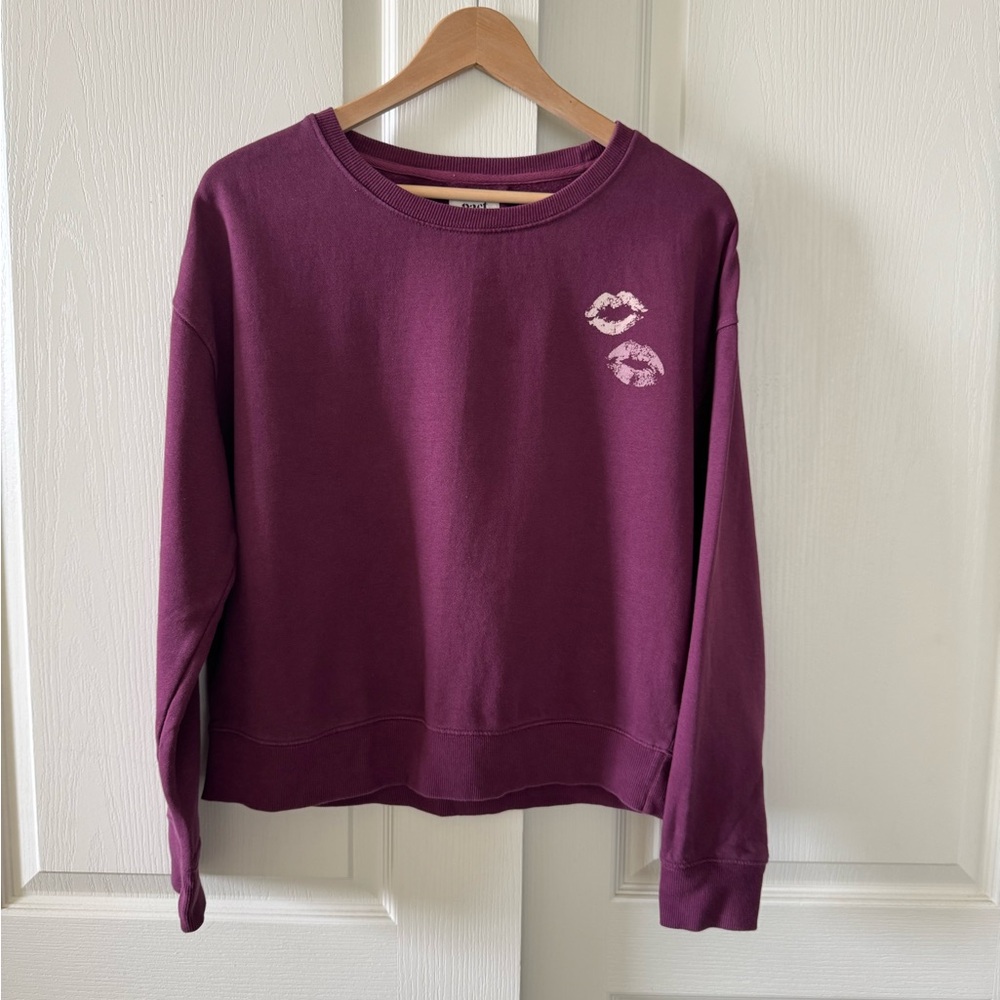 Pact Plum Crewneck Sweatshirt with Pink Lip Prints
